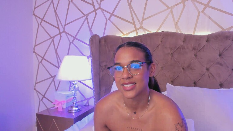 SaschaFit's Streamate show and profile