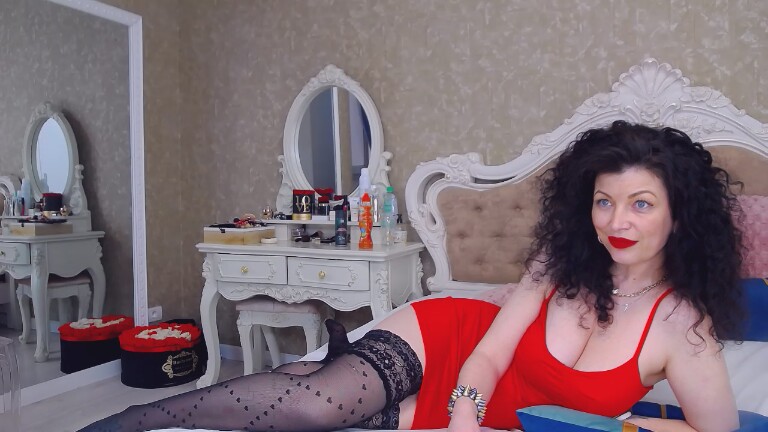 NataliaRed's Streamate show and profile