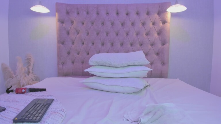 Alicia_Evans's Streamate show and profile