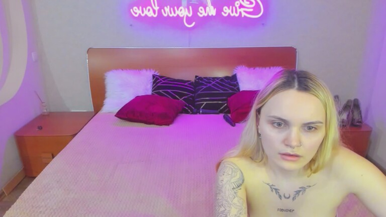 Sweet_Boobssss's Streamate show and profile