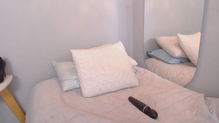 ThayssaRoss's Streamate show and profile