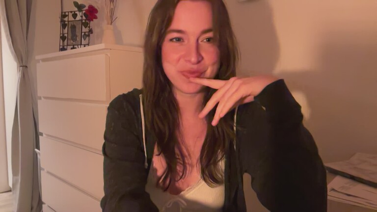 Kissykyliexx's Streamate show and profile