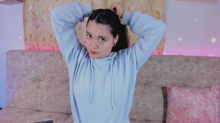 HannyBee's Streamate show and profile