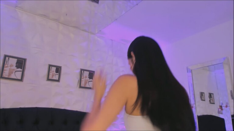 Sophie_Beaumont's Streamate show and profile