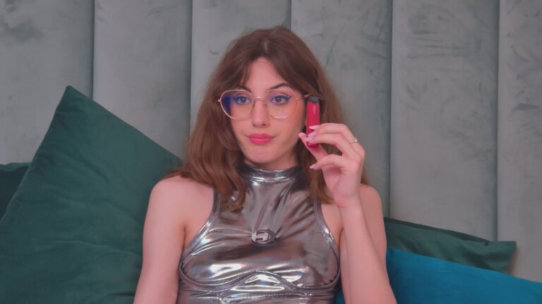 SeleneHart's Streamate show and profile