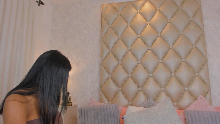 MiaaCaastro's Streamate show and profile