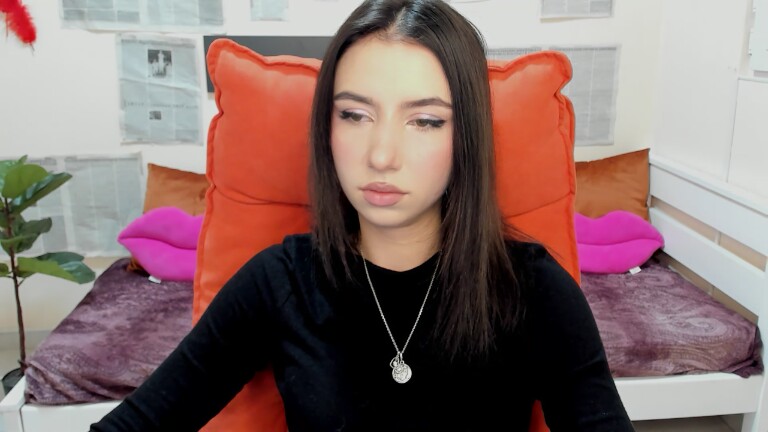 SarahTray's Streamate show and profile