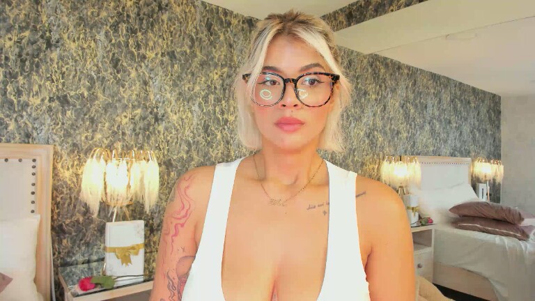 EviilAngel's Streamate show and profile