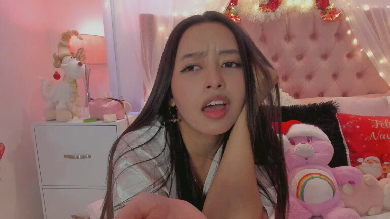 AlexandraWinterr's Streamate show and profile