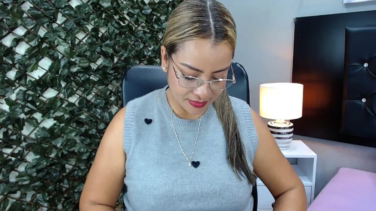 Laureen_Steele's Streamate show and profile